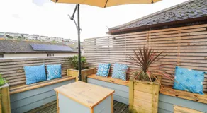 The Artist Loft, Ensuite Guest Rooms, Porthleven - Image 5