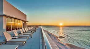 2-Story Penthouse Condo with Beachfront Views - Image 4