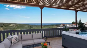 Marakas Winery Family House - Image 3