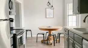 The Pearl: A Fully Updated 3 Bedroom Home Near ACU - Image 4