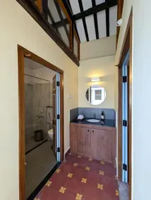 Shruti by Luxunlock Private Villas - Image 3