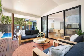 A PERFECT STAY - Suffolk House - Image 4