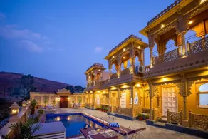 ELIVAAS Amber Royale 3 BHK with Pvt Pool & Terrace - Image 3