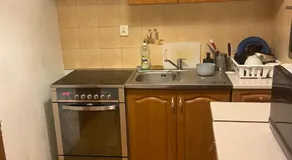 Nice room with 2 shared bathrooms ,WC , 2km to old town -100m from Metro Szwedzka - Image 4