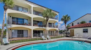 The Palms - Image 5