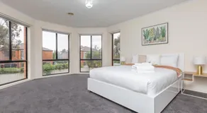 Spacious 4-Bedroom Family Retreat with Pool at Tarneit - Image 2