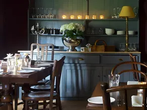 The Woolpack Hotel - Image 4
