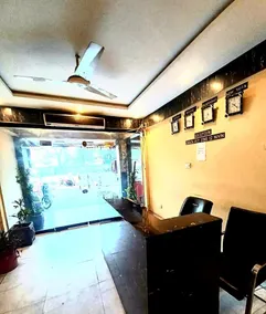 IPH Hotel - Image 4