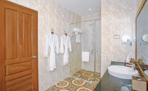Sunset Palace View Suites - Image 2