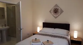 Crystal Apartments - Image 2