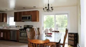 Pine and Sea Beach Retreat - Image 5