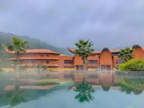 Amazing Orchid Pavilion Hotspring Hotel. - Image 3