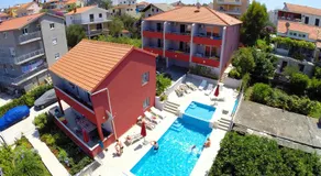 Familienfreundliche Ferienwohnung mit Garten, Pool und Grill | Poolblick | Strand in der Nähe - Image 3