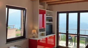 La Quiete 56 Lake view Apartment by Gardadomusmea - Image 5