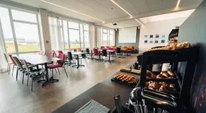 Geo Hotel - Image 4