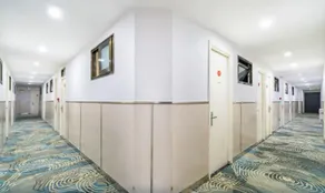 Red Apple Hotel (Beijing Station Branch) - Image 3