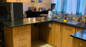 DR M BEAUTY LOUNGE AND GUEST HOUSE - Image 2