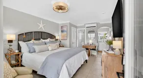 Coconut Villa's Suite 6 - Image 2