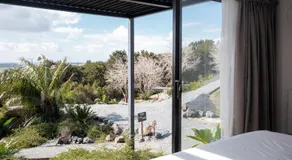 Aotearoa Surf Eco Pods - Image 3