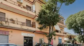Interno2 Luxury Roma - Image 4