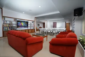 TGR SUITES - Image 3