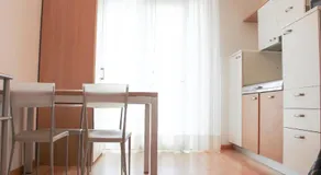 Aparthotel Royal - Image 4