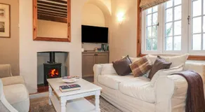 Little Launde Cottage - Image 2