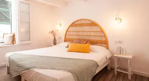 971 Hotel Con Encanto - Image 2