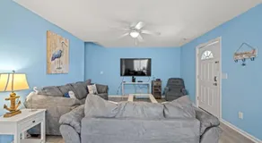 Sea Haven A - Great 3 BR 2 BA - 3 blocks from the beach - Image 2