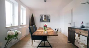 DesignLodge Apartments - Image 4