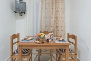 Thymianos Apartments - Image 1