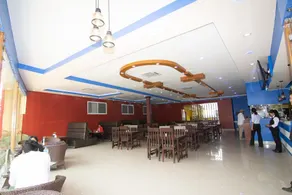 Hotel Dine & Dream - Image 4
