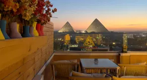 panorama pyramids view inn - Image 4