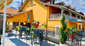 Hotel Adore - Image 5