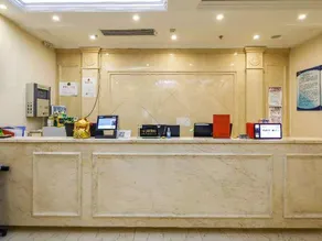 Lujiang Business Hotel - Image 3