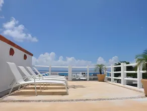 Flamingo Hotel - Image 4