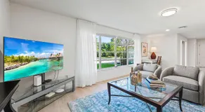 Pesaro - stylish 3BR retreat near Via Miramar Beach, beautifully renovated home with a private pool, lush tropical gardens and premium modern comforts, perfect for families and relaxing getaways, just minutes from sandy beaches and vibrant downtown Naples - Image 2