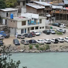 Zahoor Hotel And Restaurant - Image 4