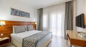Petunya Beach Resort - Image 2