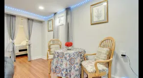 Splendid Cheerful 2-bedroom residential - Image 2