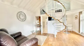 The Hazeling Hideaway - Image 3