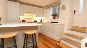 Cobble Cottage - Image 2