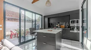 Villa 5 Étoiles avec jardin privé - Image 3