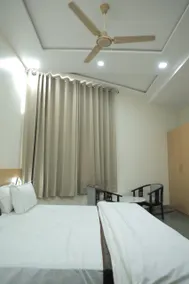 Hotel Lakshmi Palace - Image 4