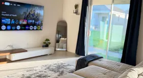Modern Villa Home Near Disney and Lego Land! - Image 2