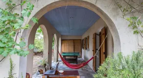 Mavilia Traditional Guesthouse - Image 4