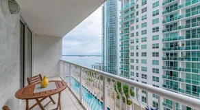4BR APT with Bay View at Brickell, Free Parking - Image 4
