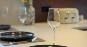 Luxury 3BR Flat Near East Croydon Gatwick 3WiFi - Image 4