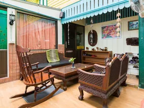 Samsen Sam Place - Image 4