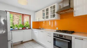 Ciche apartamenty w pięknym ogrodzie - Image 2